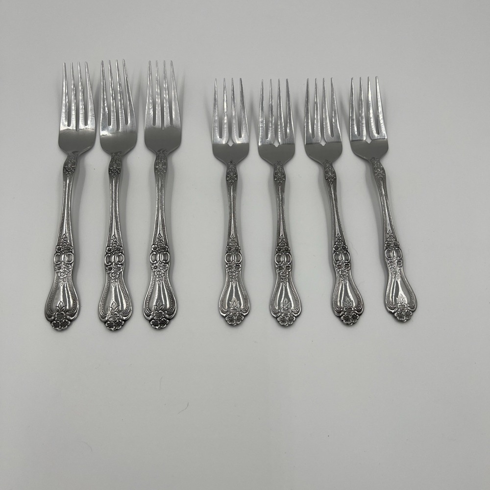 Rogers Stainless Steel Forks Elegant Ornate‎ Floral Flatware 3 dinner 4 salad